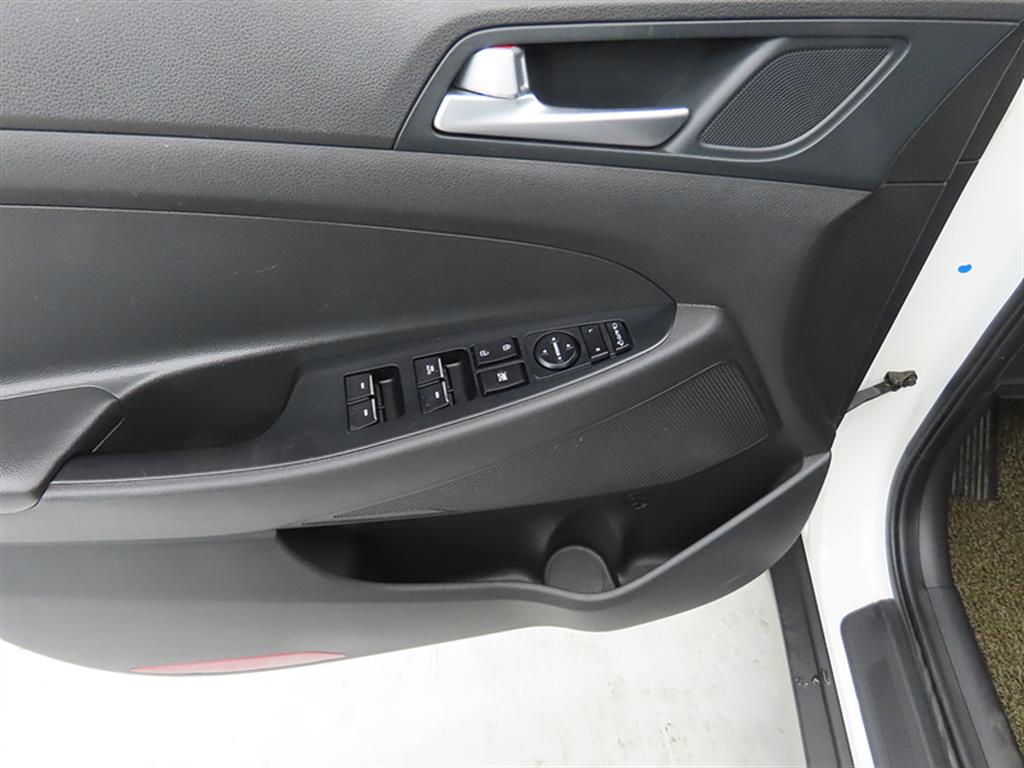 HYUNDAI Tucson 2017 Blanco - Importación desde Corea - HF Imports Iquique - Foto 14