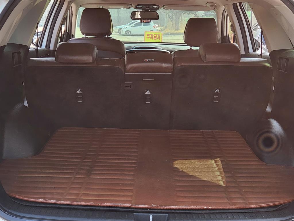 KIA Sorento - Vista 9