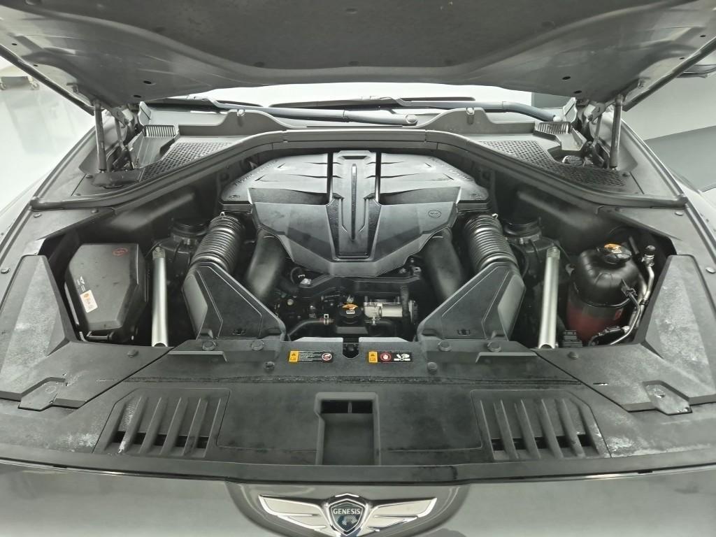 Genesis GV80 - Vista 5