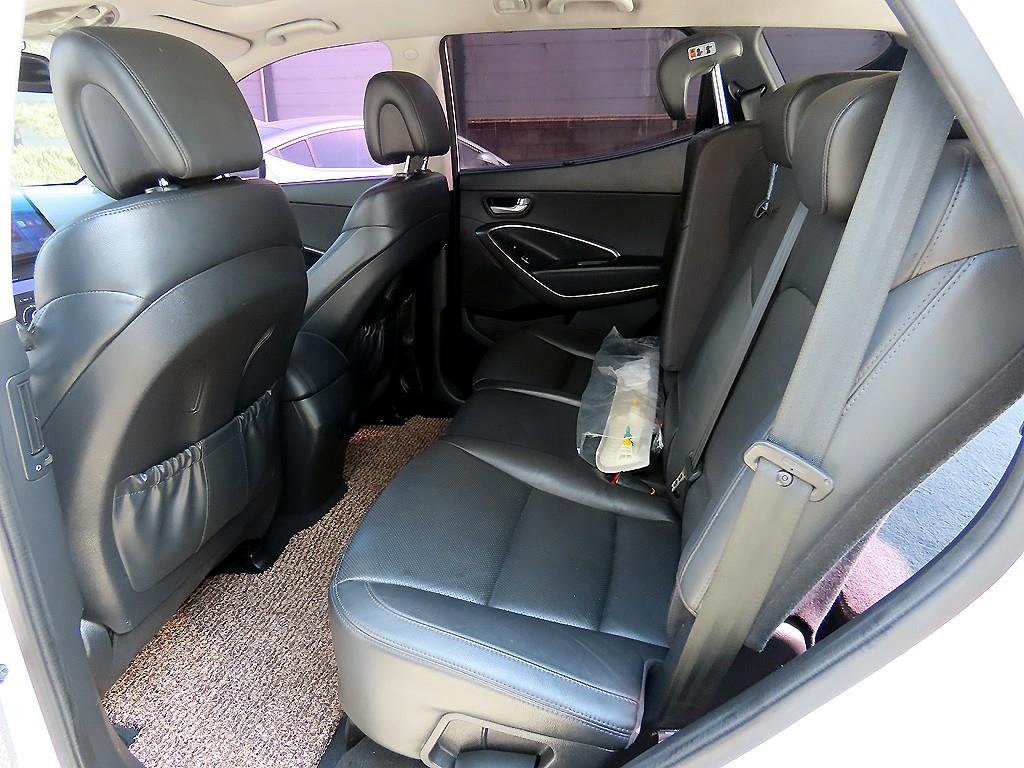 HYUNDAI Santa Fe - Vista 6