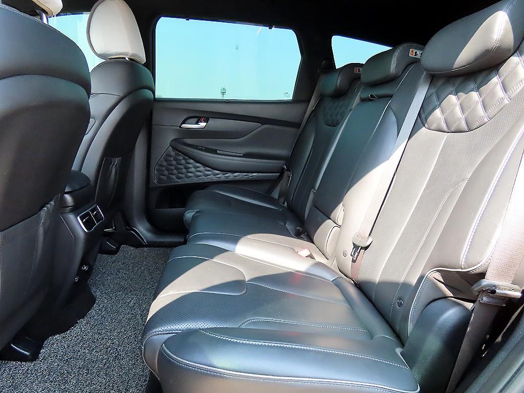 HYUNDAI Santa Fe - Vista 6