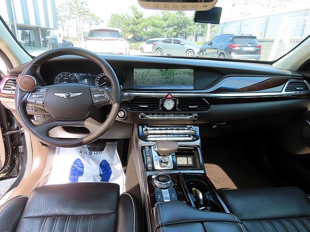 Genesis EQ900 - Vista 7