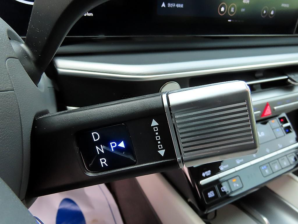 HYUNDAI Grandeur - Vista 10