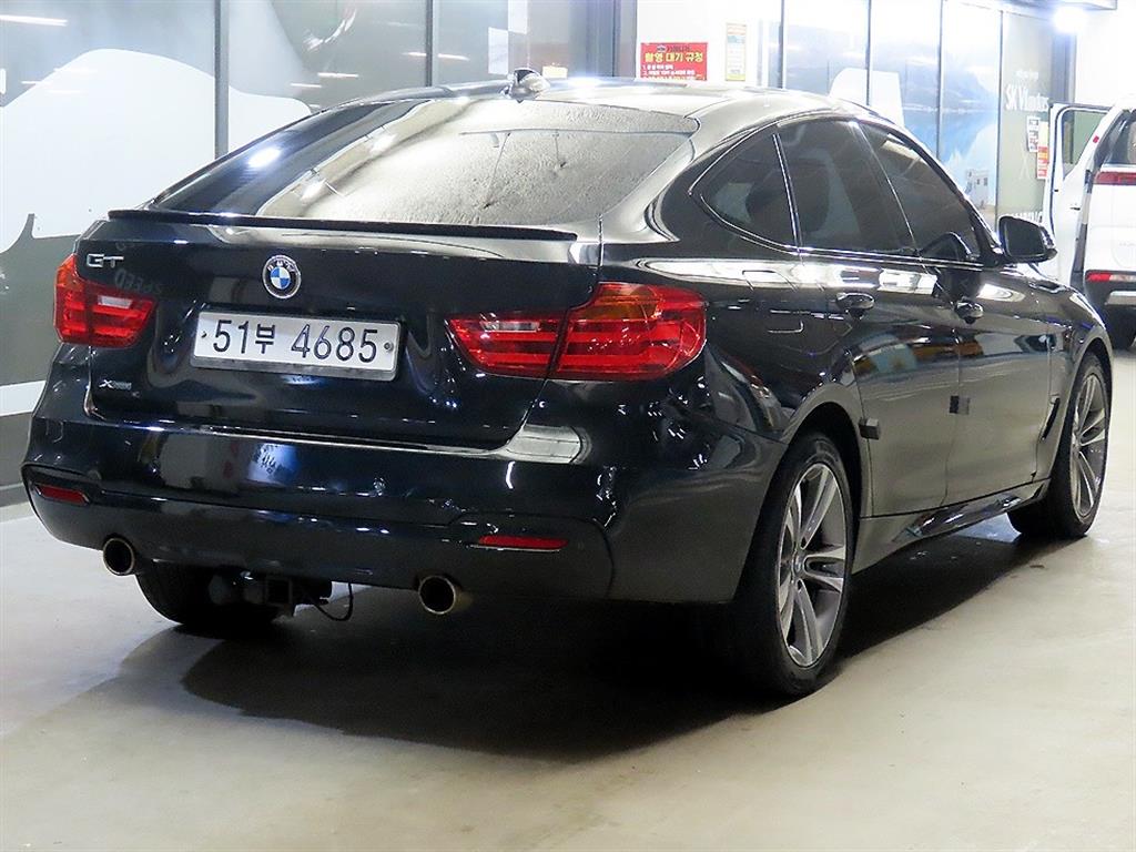 BMW Gran Turismo - Vista 4