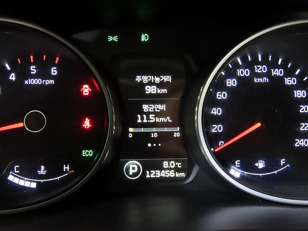 KIA Sportage - Vista 9