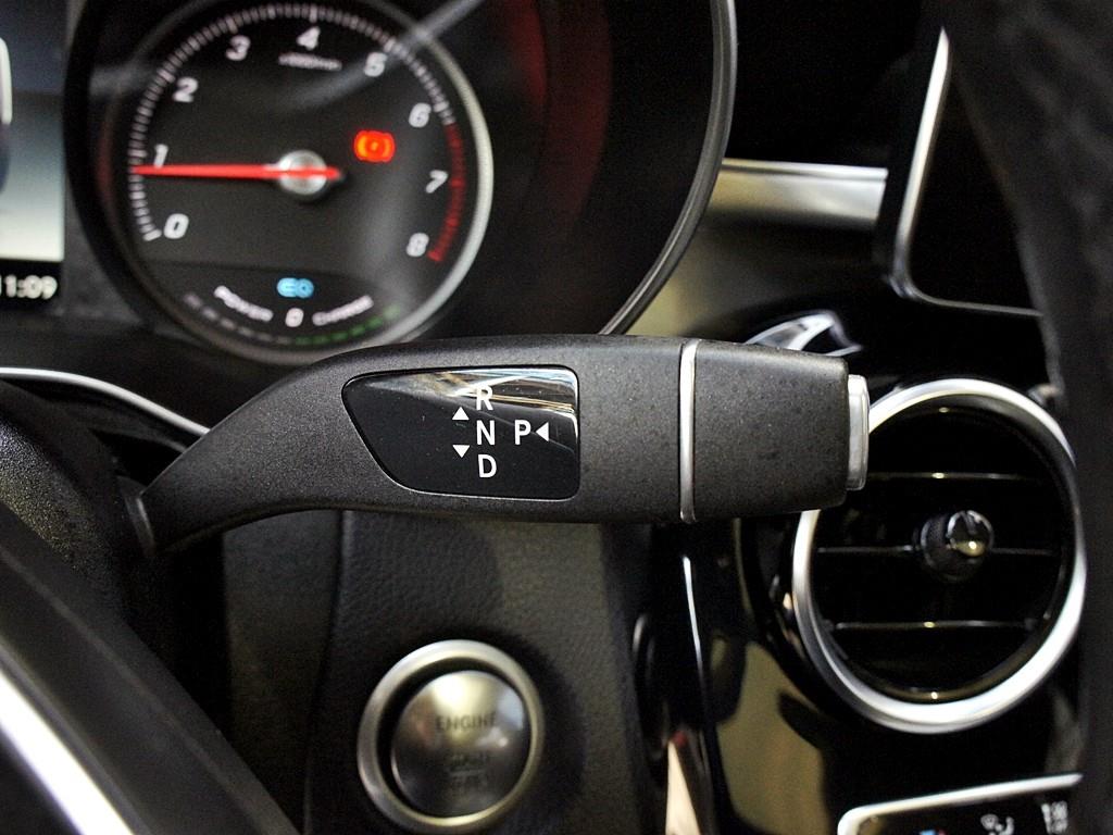 Mercedes Benz GLC Class 2019 Negro - Importación desde Corea - HF Imports Iquique - Foto 11