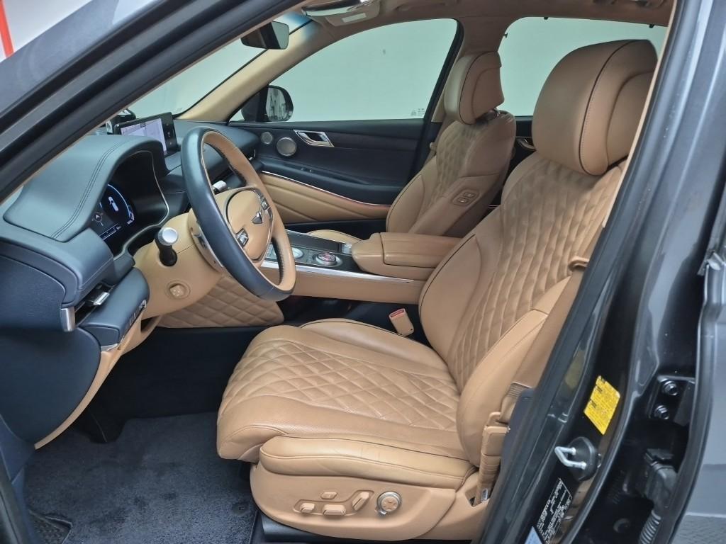 Genesis GV80 - Vista 11