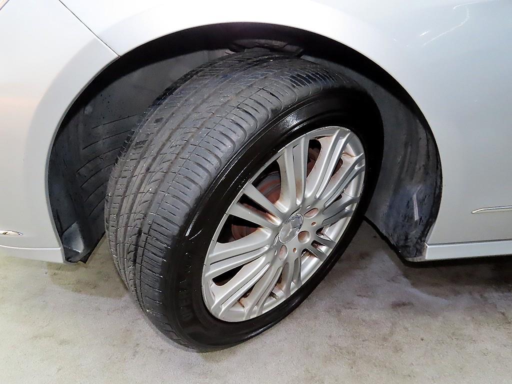 Mercedes Benz E class 2010 Plateado - Importación desde Corea - HF Imports Iquique - Foto 18