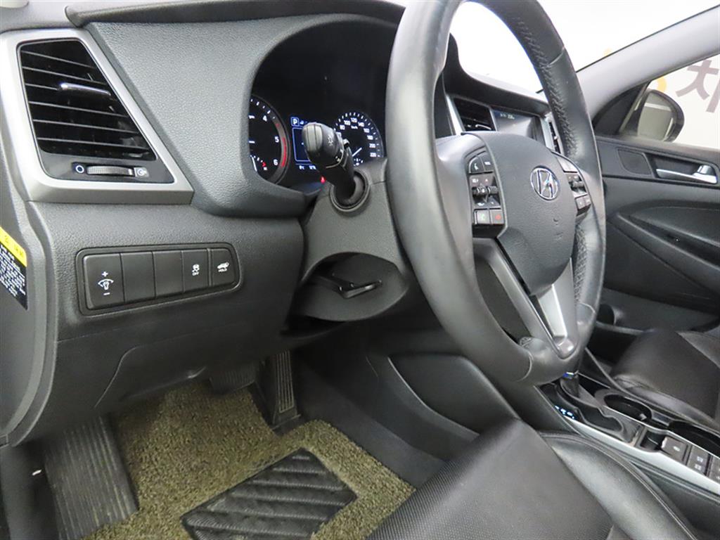 HYUNDAI Tucson 2017 Blanco - Importación desde Corea - HF Imports Iquique - Foto 15