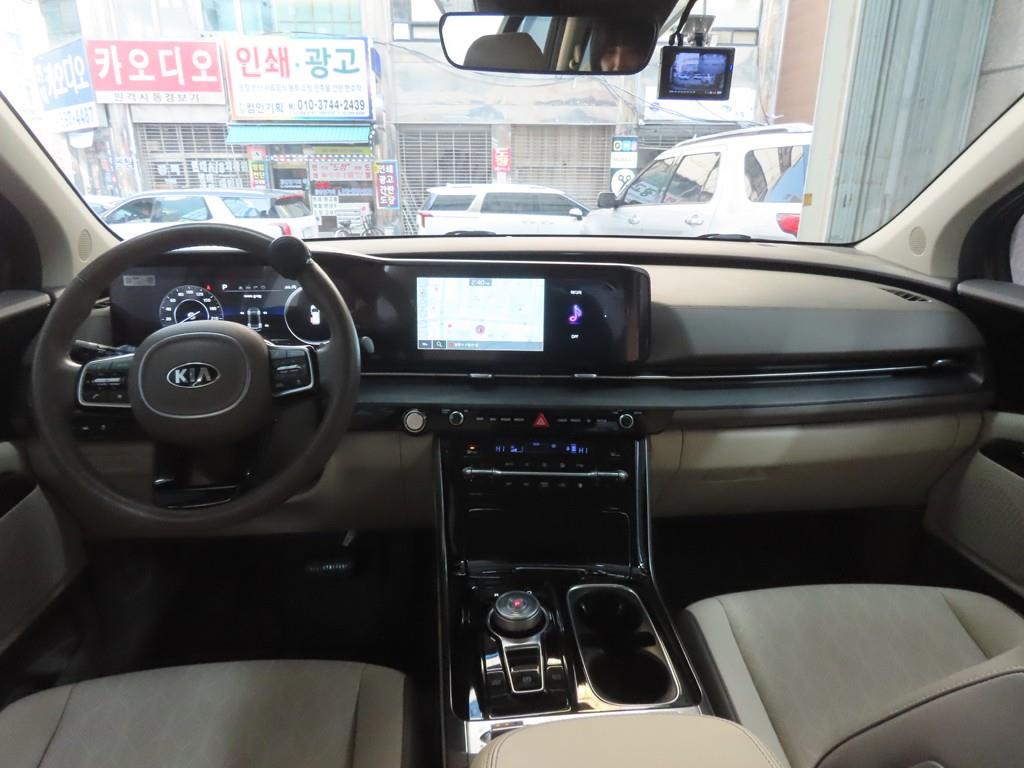 KIA Carnival - Vista 7