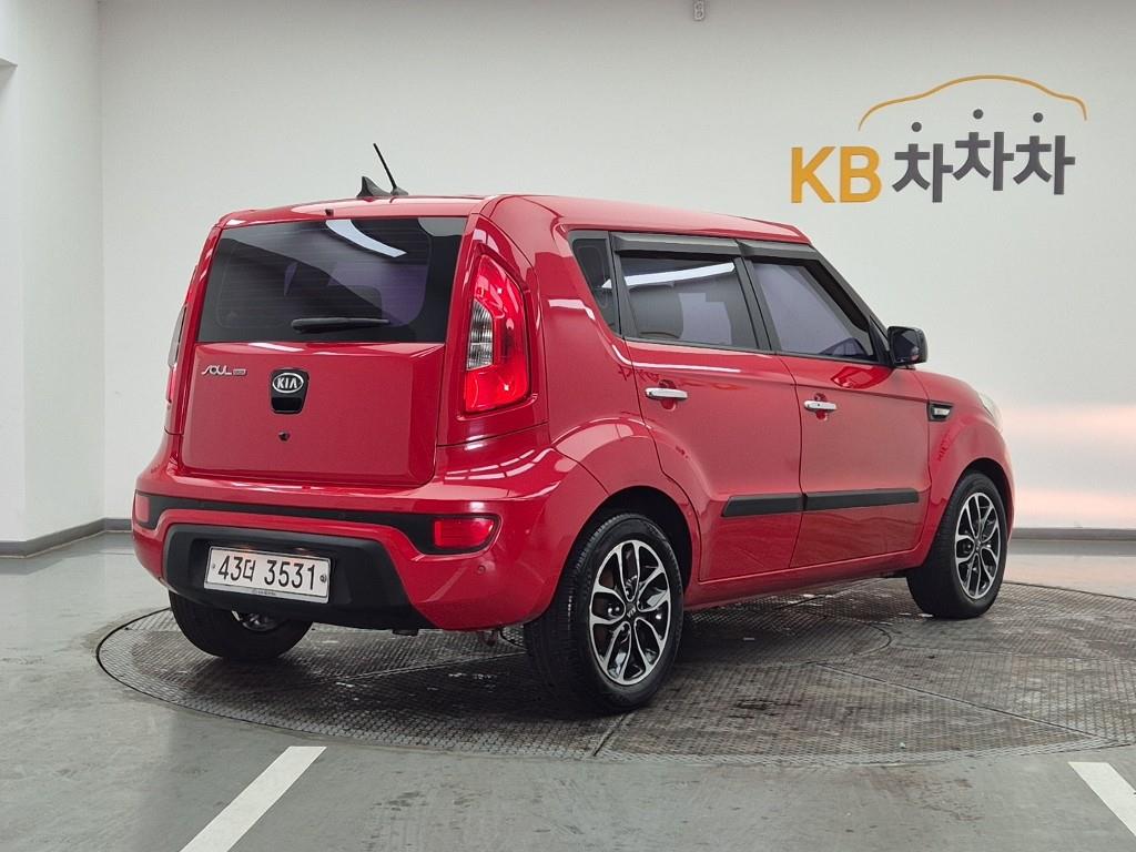 KIA Soul - Vista 4