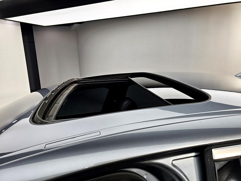 BMW 5 Series 2018 skyblue - Importación desde Corea - HF Imports Iquique - Foto 13