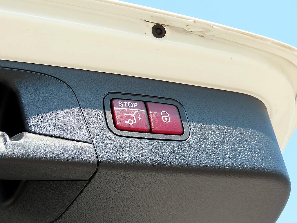 Mercedes Benz GLC Class 2019 Blanco - Importación desde Corea - HF Imports Iquique - Foto 16