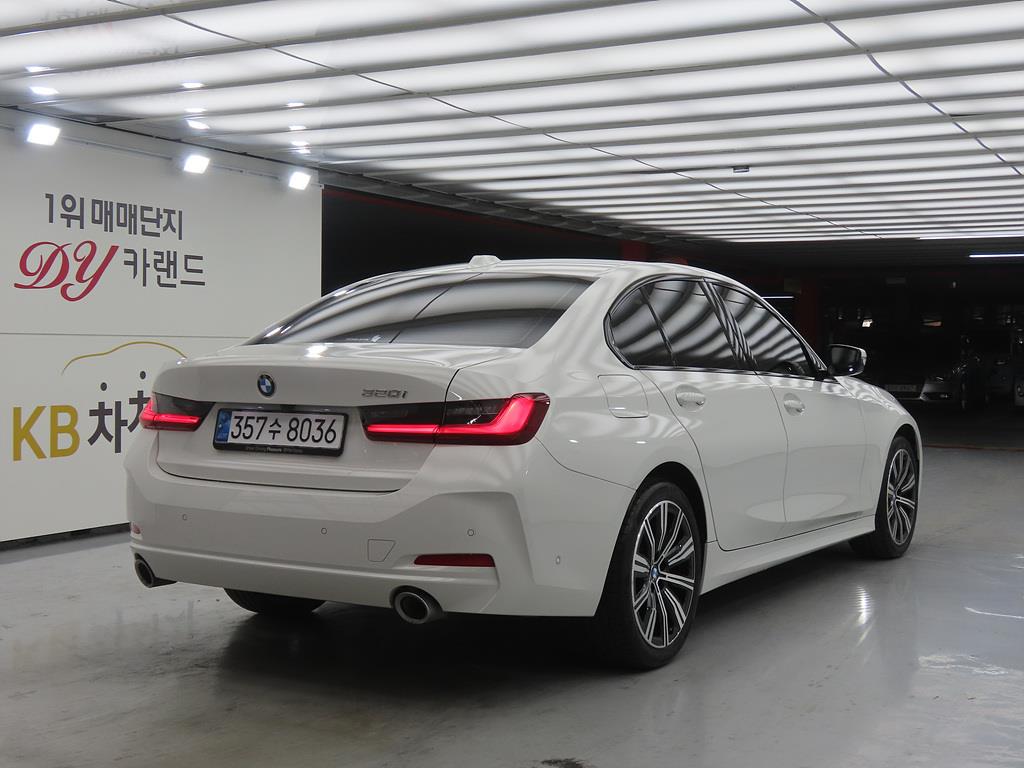 BMW 3 series - Vista 4