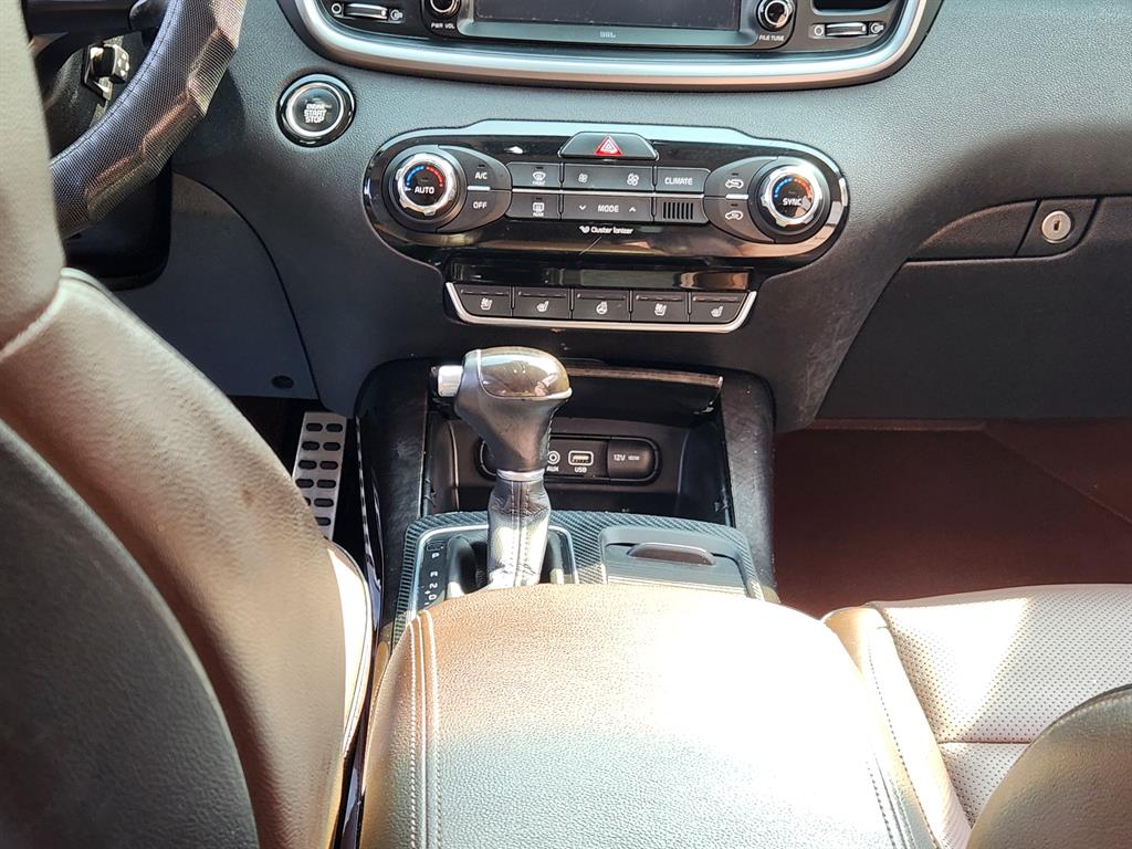 KIA Sorento - Vista 11