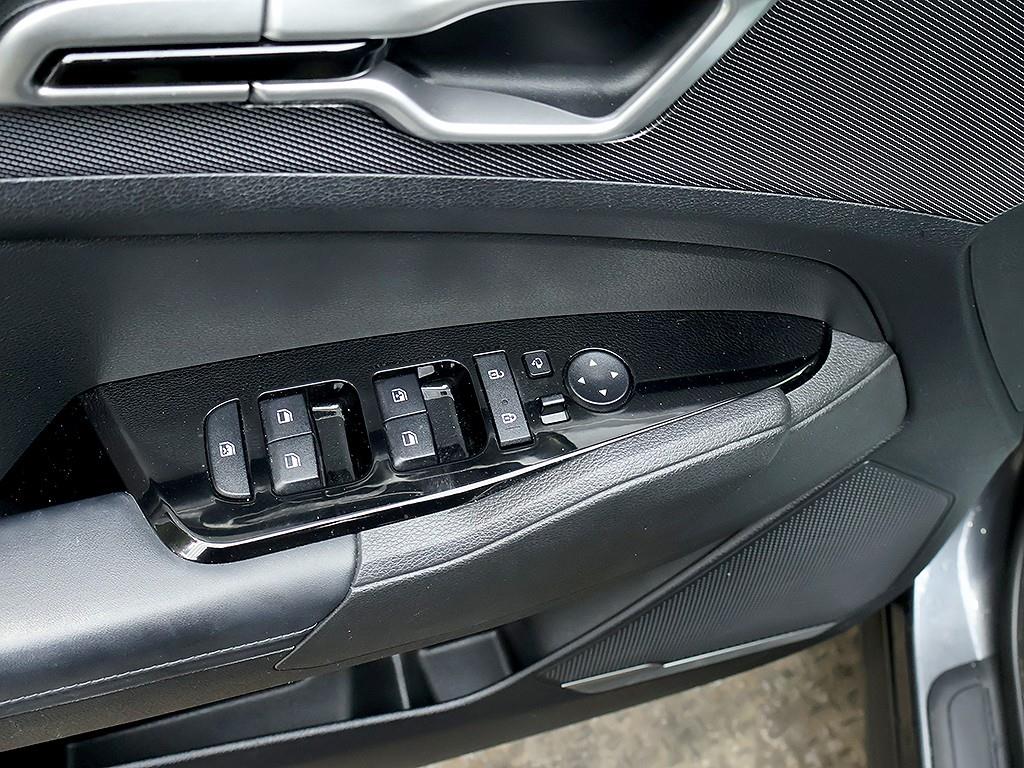 KIA Sportage 2023 Gris - Importación desde Corea - HF Imports Iquique - Foto 13