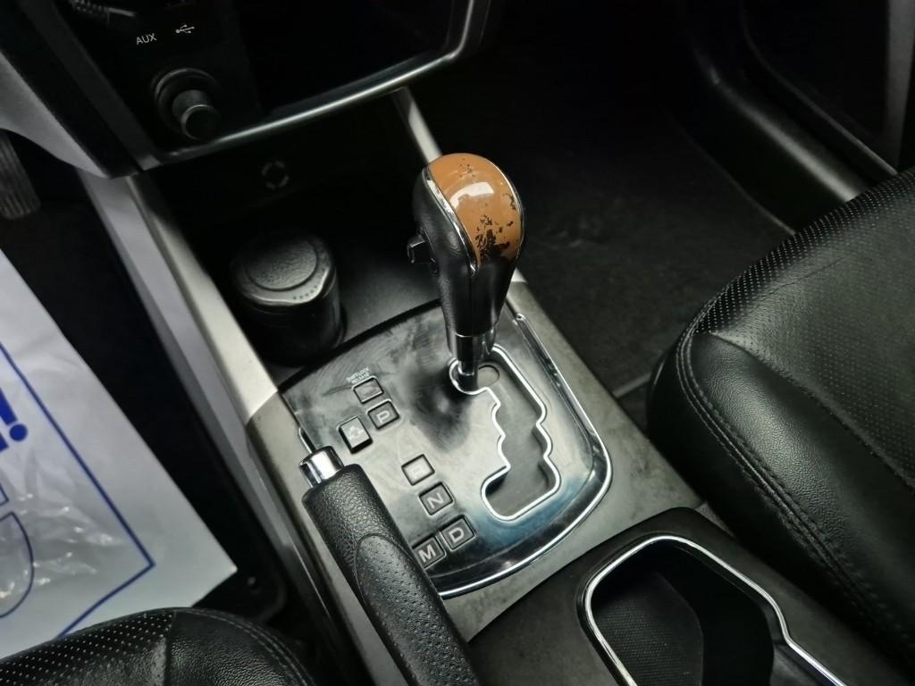 Ssangyong Korando - Vista 8