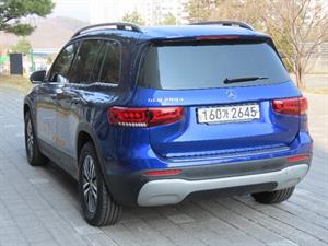 Mercedes Benz GLB Class - Vista 8