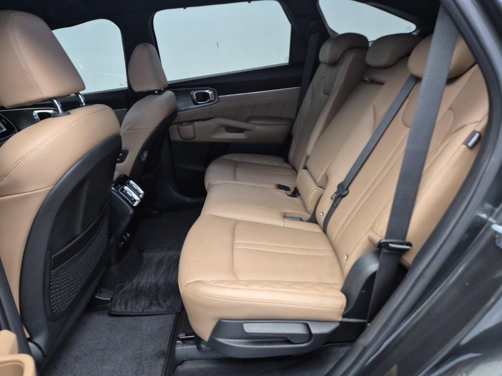 KIA Sorento - Vista 12