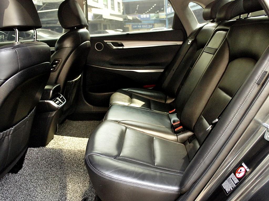 HYUNDAI Grandeur - Vista 11