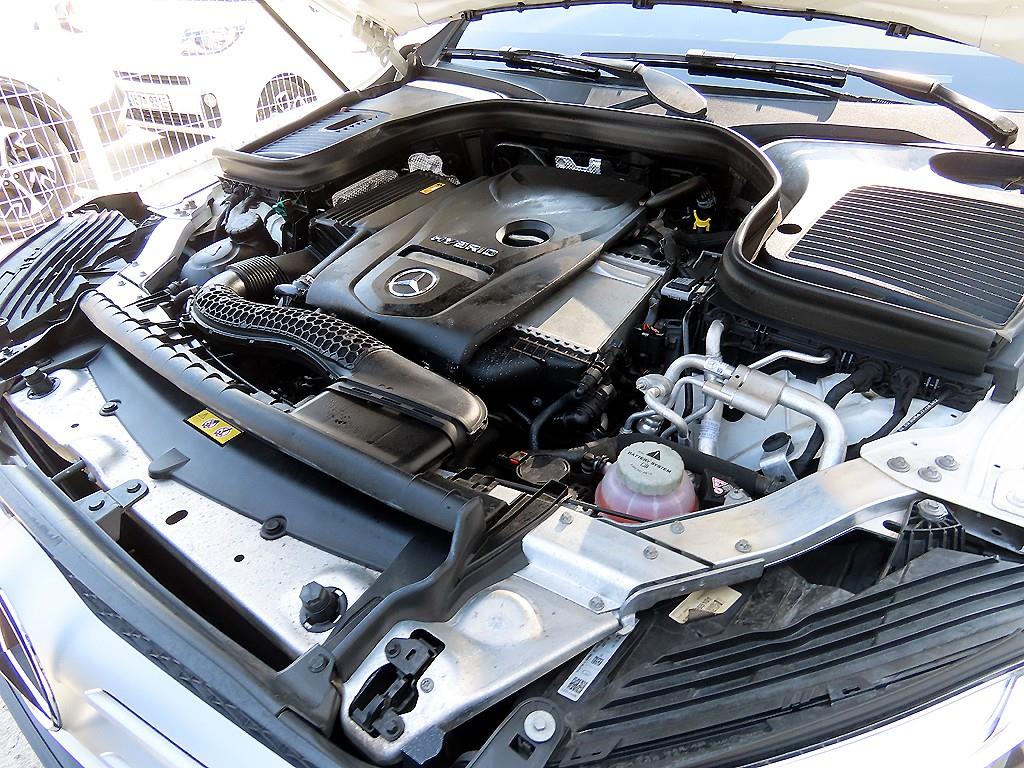 Mercedes Benz GLC Class 2019 Blanco - Importación desde Corea - HF Imports Iquique - Foto 19