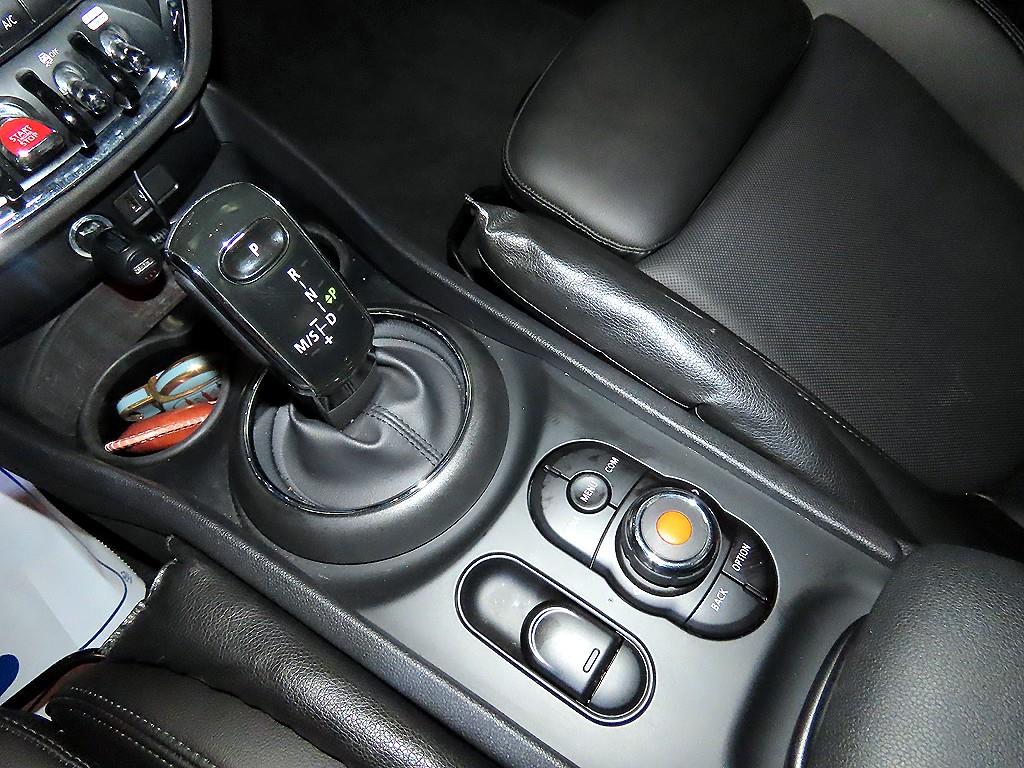 Mini Clubman - Vista 12