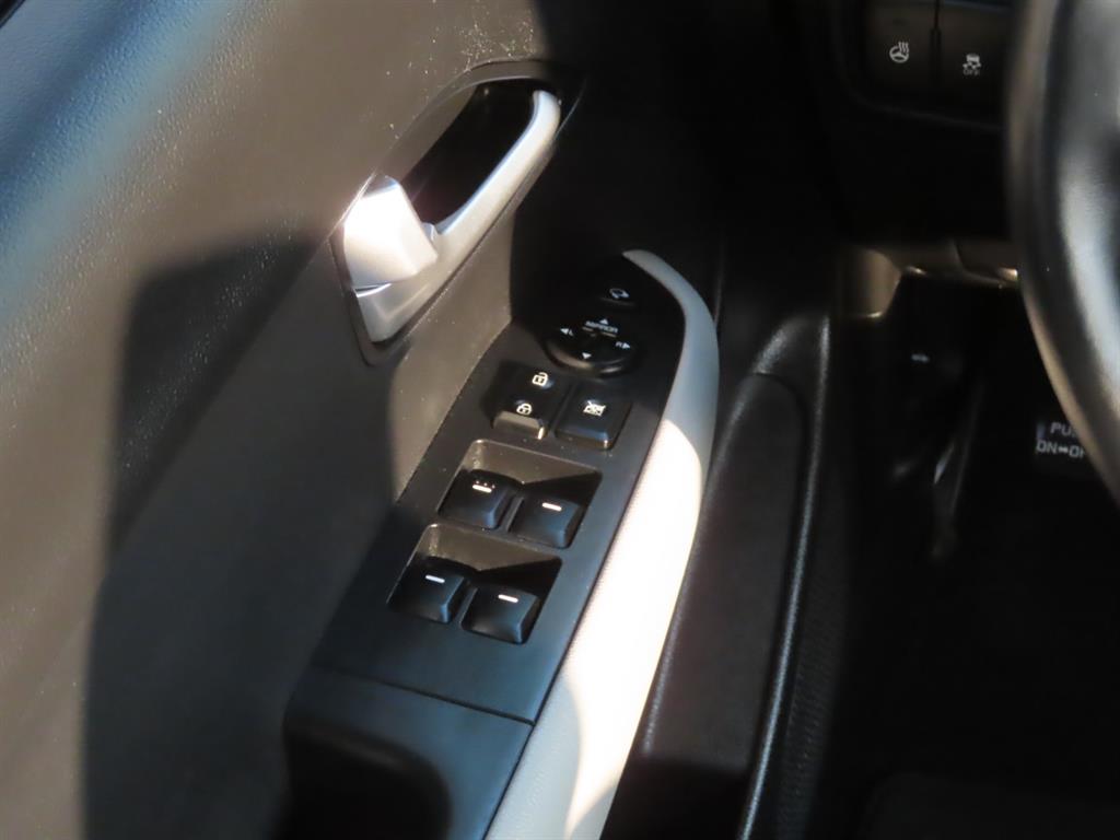 KIA Ray 2023 the color of pearl - Importación desde Corea - HF Imports Iquique - Foto 12