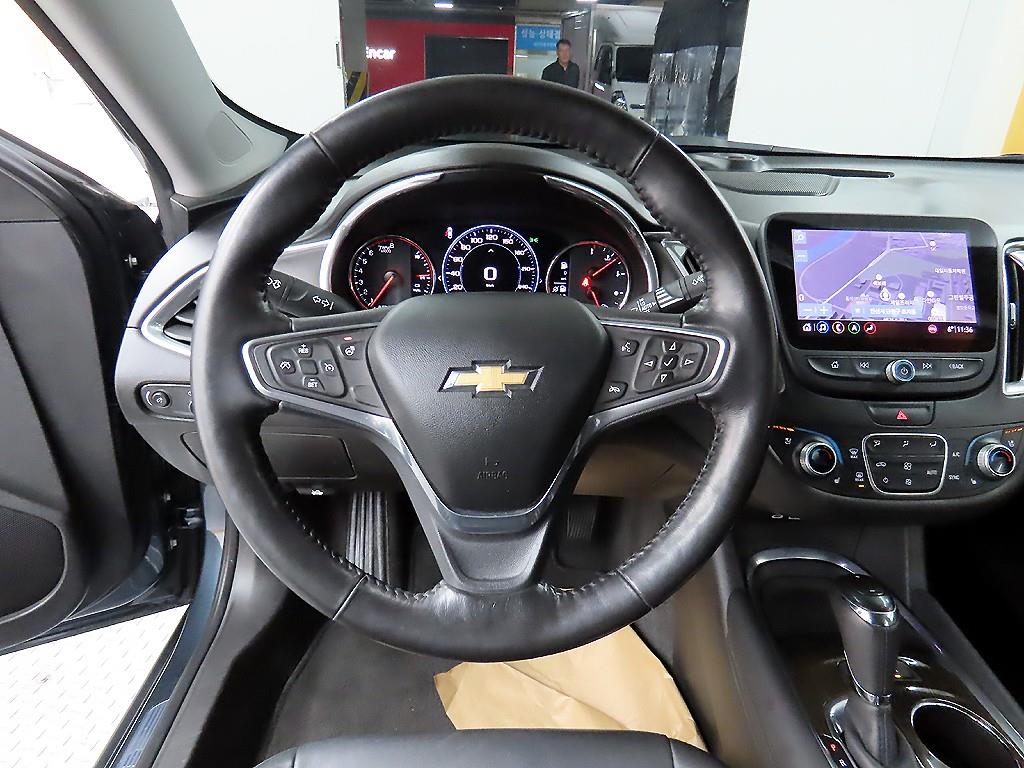 Chevrolet Malibu - Vista 9