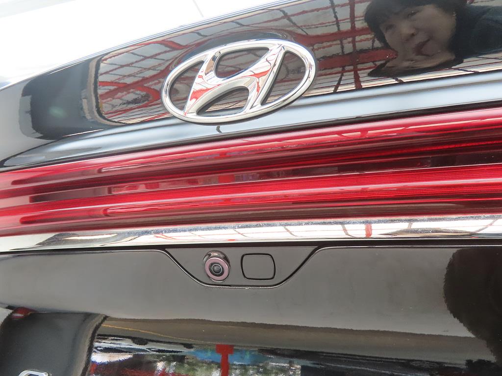 HYUNDAI Grandeur 2017 Negro - Importación desde Corea - HF Imports Iquique - Foto 16