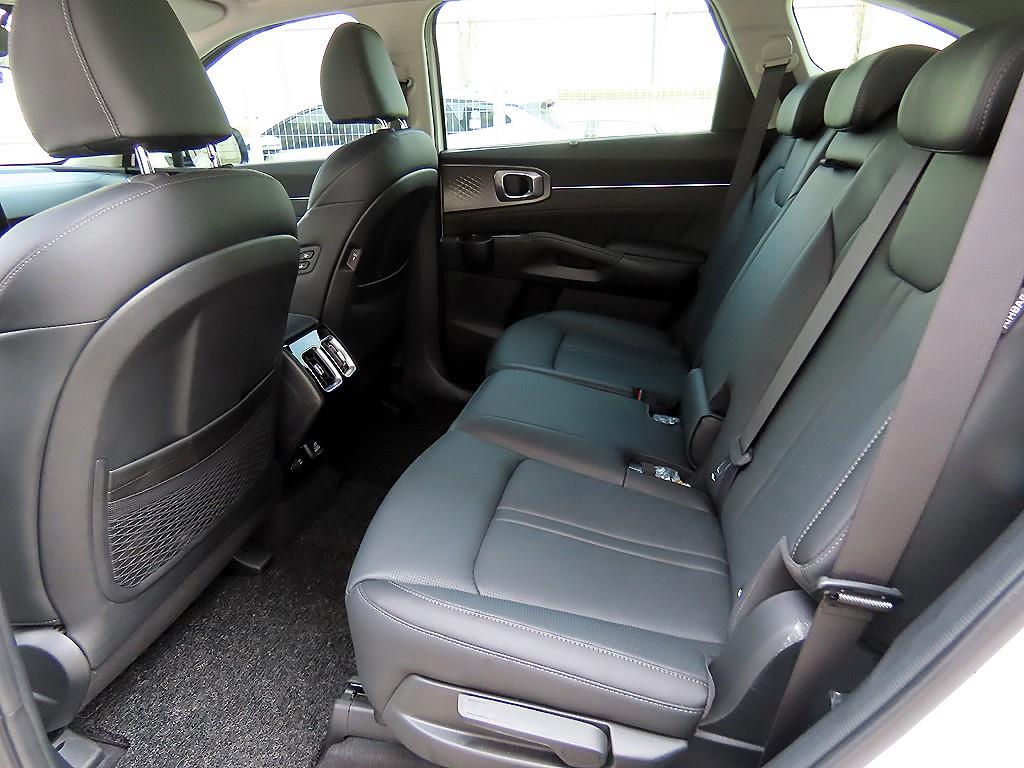 KIA Sorento - Vista 6