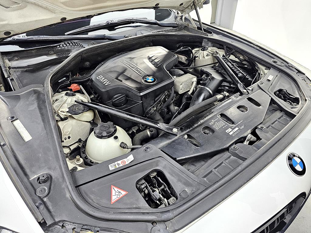 BMW 5 Series - Vista 6