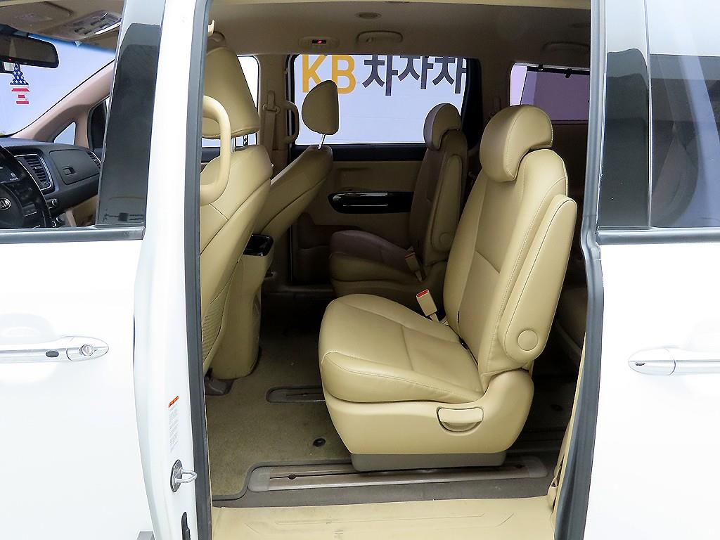 KIA Carnival 2018 Blanco - Importación desde Corea - HF Imports Iquique - Foto 13