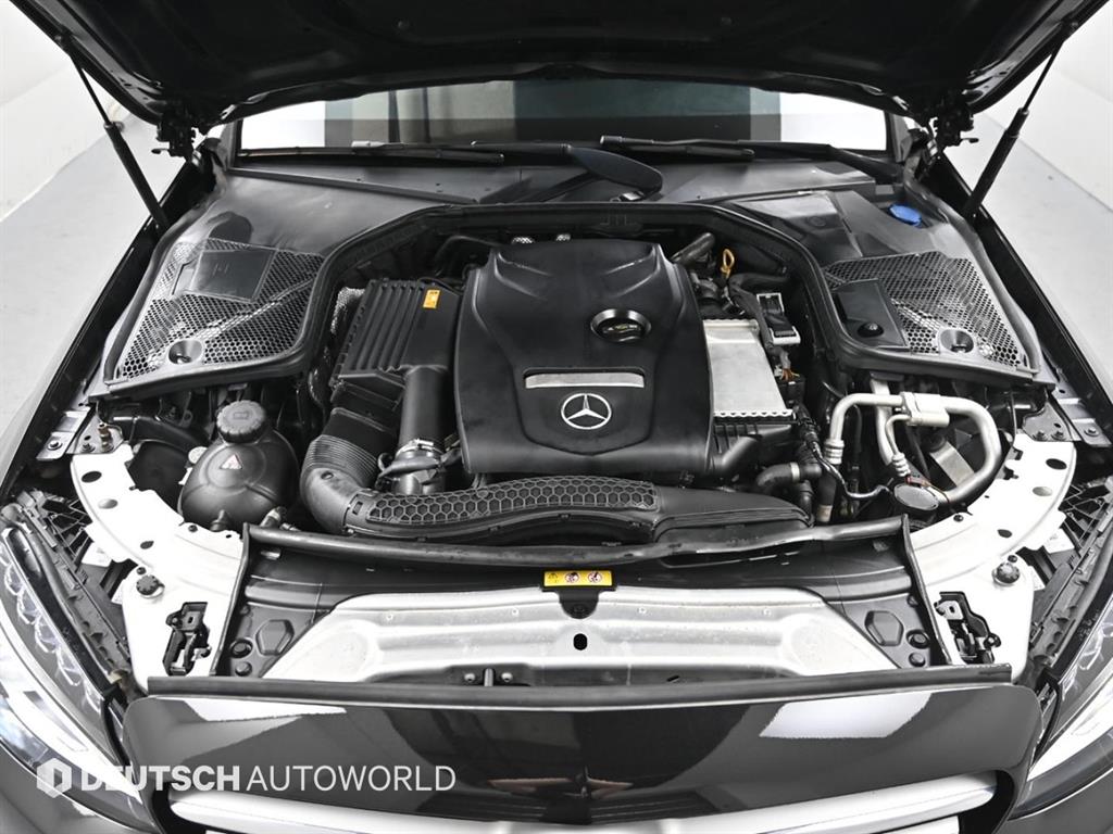 Mercedes Benz C Class 2018 Negro - Importación desde Corea - HF Imports Iquique - Foto 18