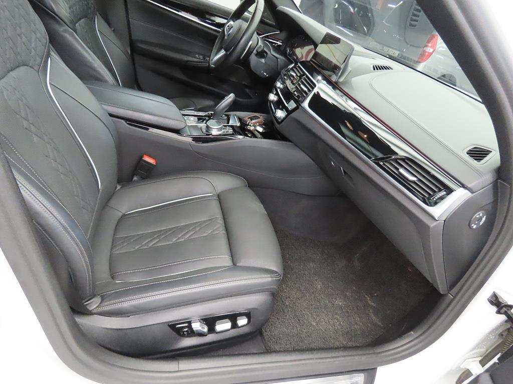 BMW 5 Series - Vista 7