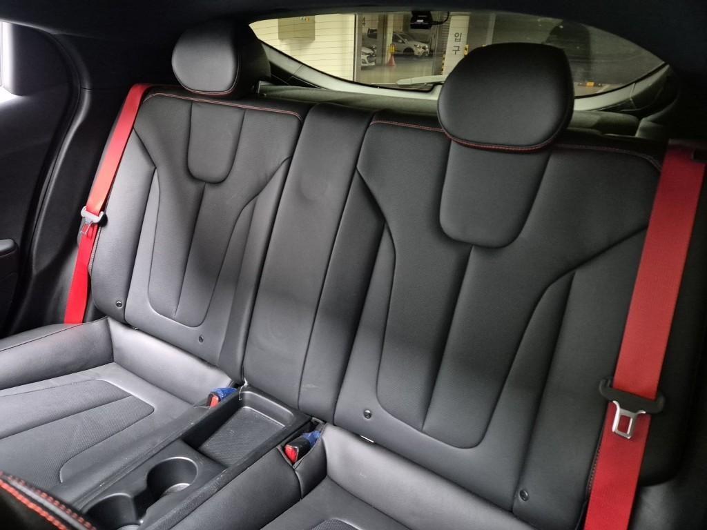 HYUNDAI Veloster - Vista 12