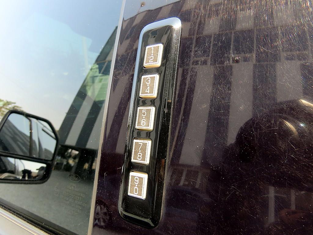 Ford F-Series 2016 Gris - Importación desde Corea - HF Imports Iquique - Foto 18