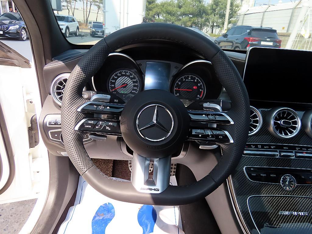 Mercedes Benz C Class - Vista 8