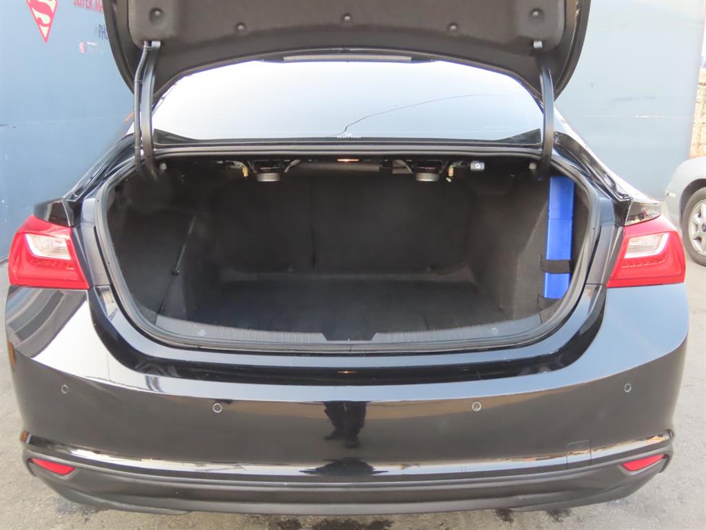 Chevrolet Malibu - Vista 9