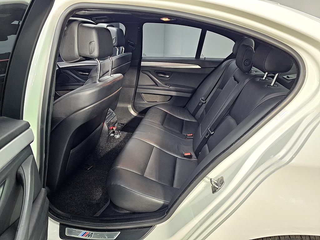 BMW 5 Series - Vista 9