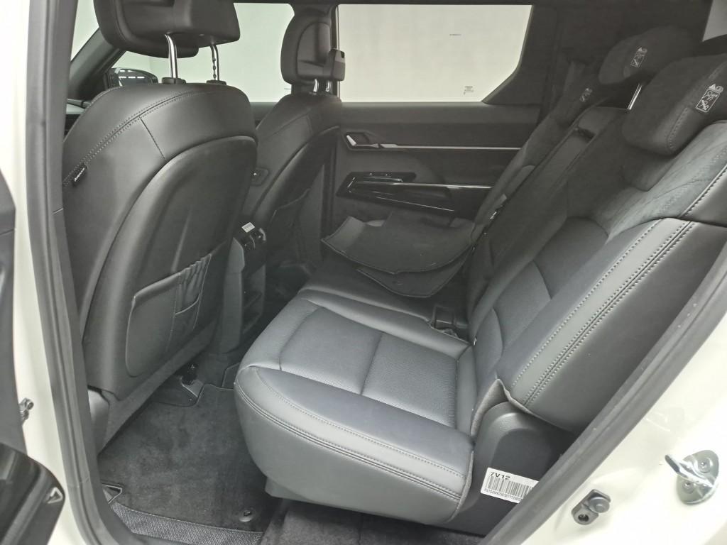 Ssangyong Musso - Vista 6