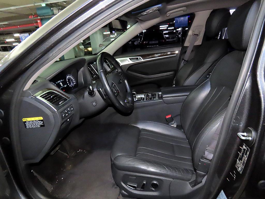 Genesis G80 - Vista 6