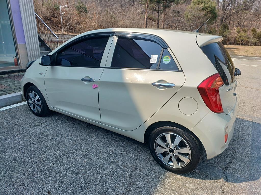 KIA Morning - Vista 8