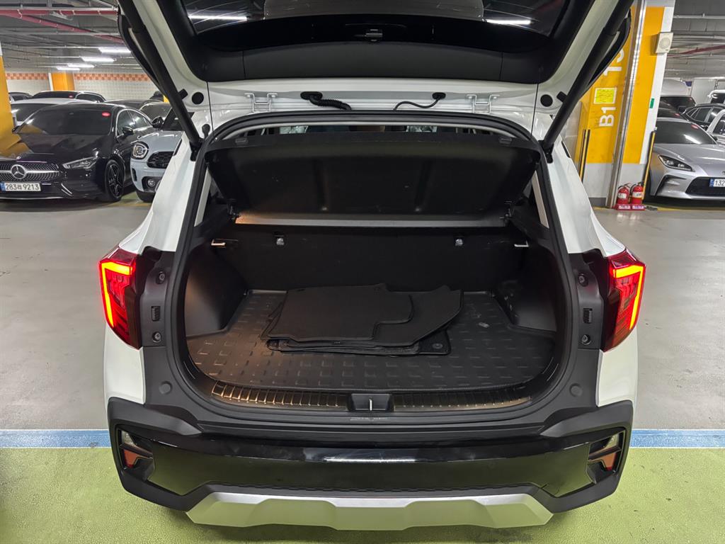 KIA Seltos - Vista 4