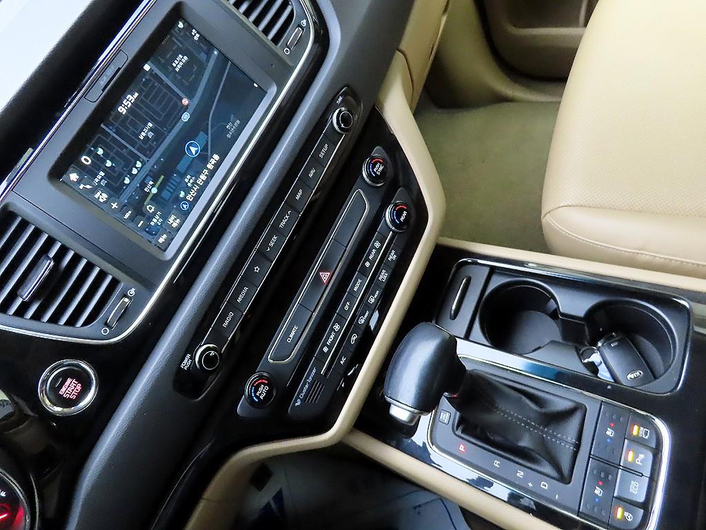 KIA Carnival 2018 Blanco - Importación desde Corea - HF Imports Iquique - Foto 15