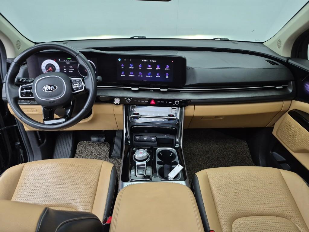 KIA Carnival - Vista 5