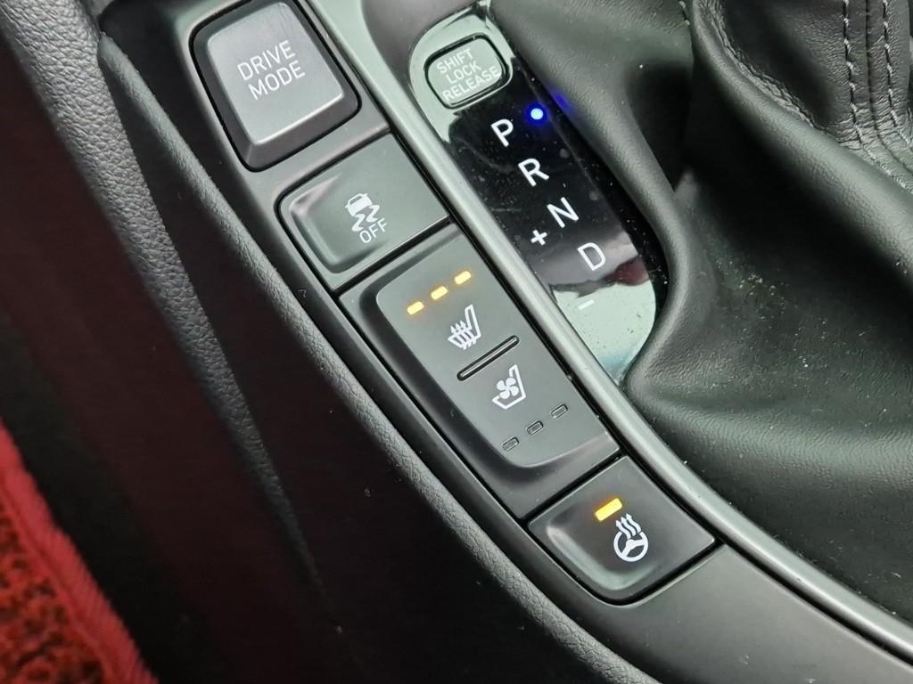 HYUNDAI Veloster 2018 Rojo - Importación desde Corea - HF Imports Iquique - Foto 19