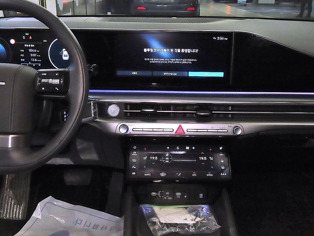 HYUNDAI Grandeur - Vista 11