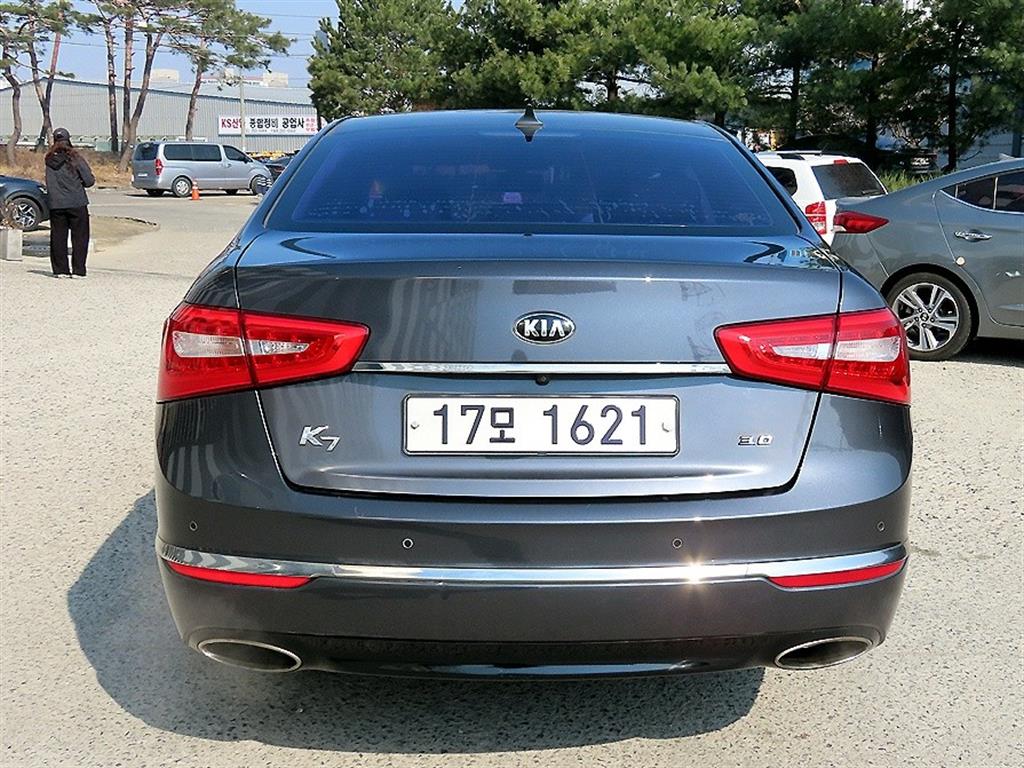 KIA K7 - Vista 4
