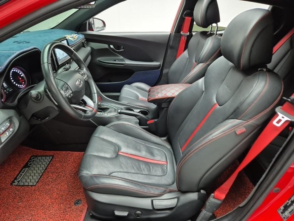 HYUNDAI Veloster - Vista 11