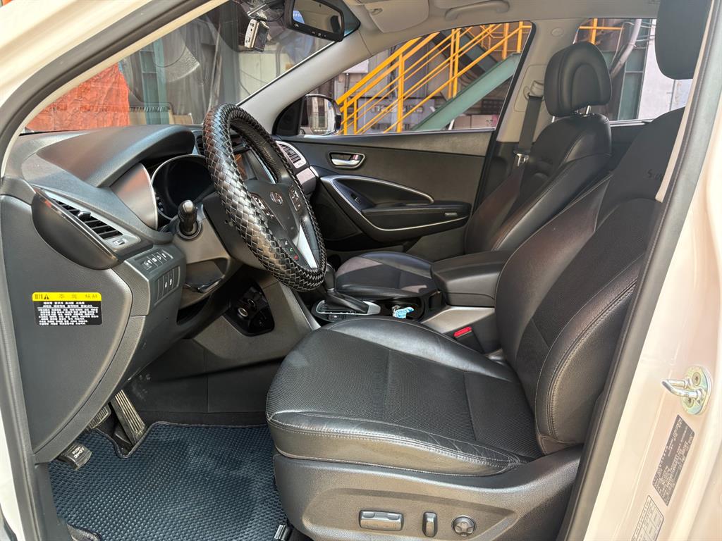 HYUNDAI Santa Fe - Vista 10